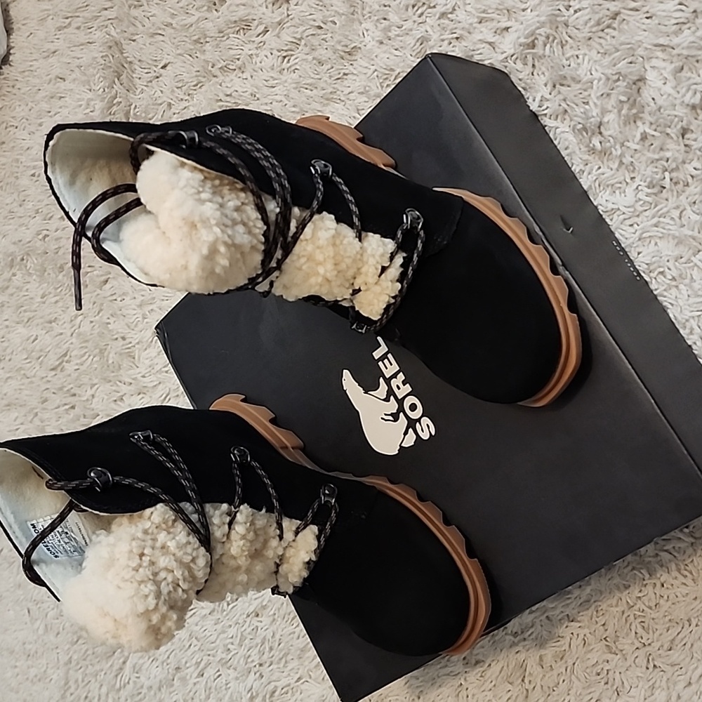 Sorel Joan of Arc Wedge III Lace Cozy
